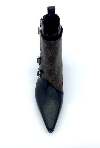 LOUIS VUITTON JUMBLE FLAT ANKLE BOOTS