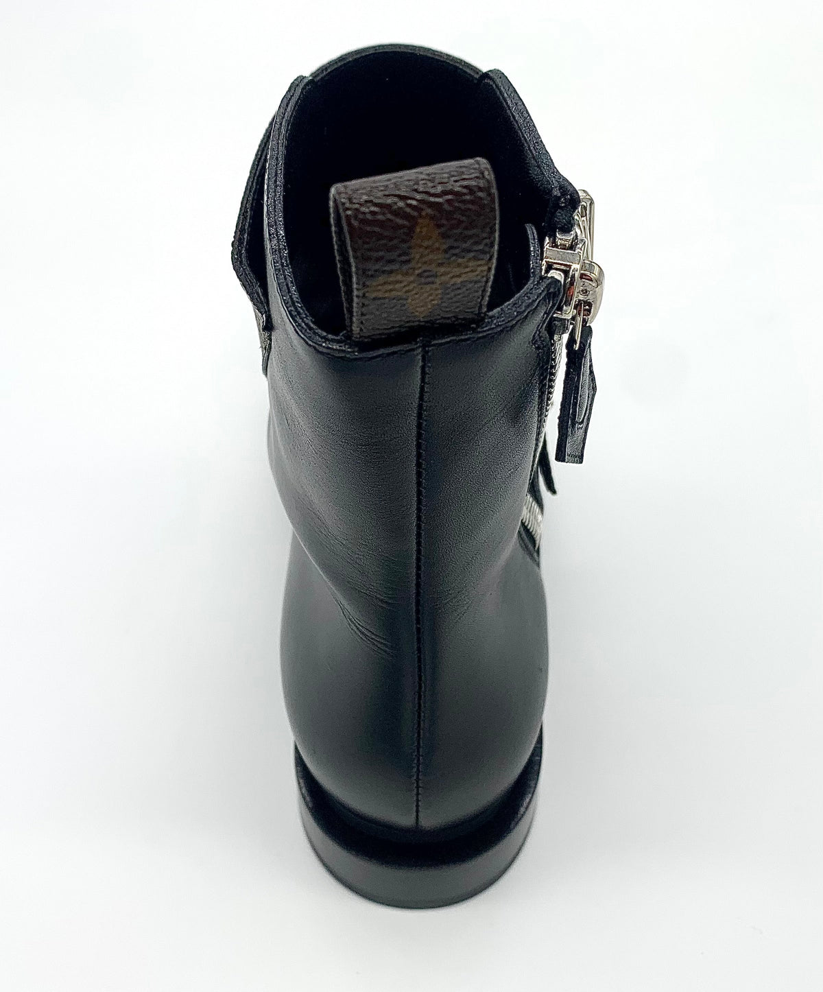 LOUIS VUITTON JUMBLE FLAT ANKLE BOOTS