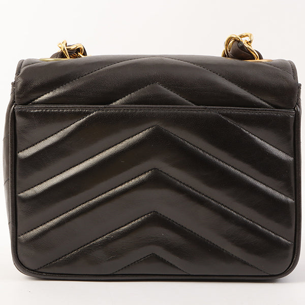 Chanel Around 1995 Made Chevron Stitch V Flap Turn-Lock Chain Bag Black