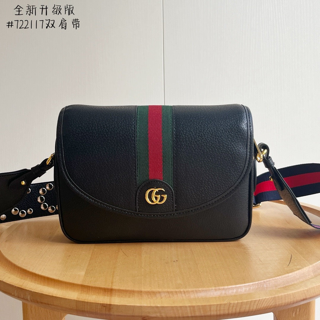 GC702 Ophidia Medium Shoulder Bag / 10.2x6.7x2.7inch