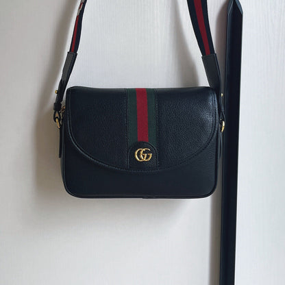 GC700 Ophidia Medium Shoulder Bag / 10.2x6.7x2.7inch