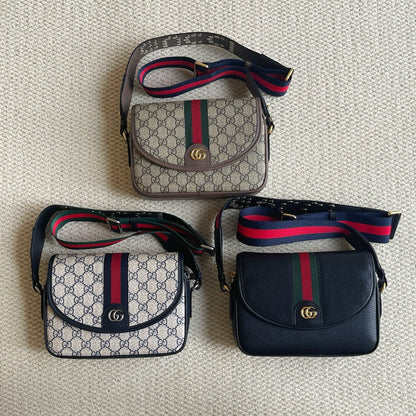 GC702 Ophidia Medium Shoulder Bag / 10.2x6.7x2.7inch