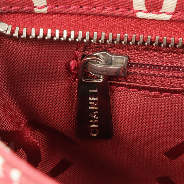 Chanel Around 2002 Made By Sea Line Multi Pouch Red