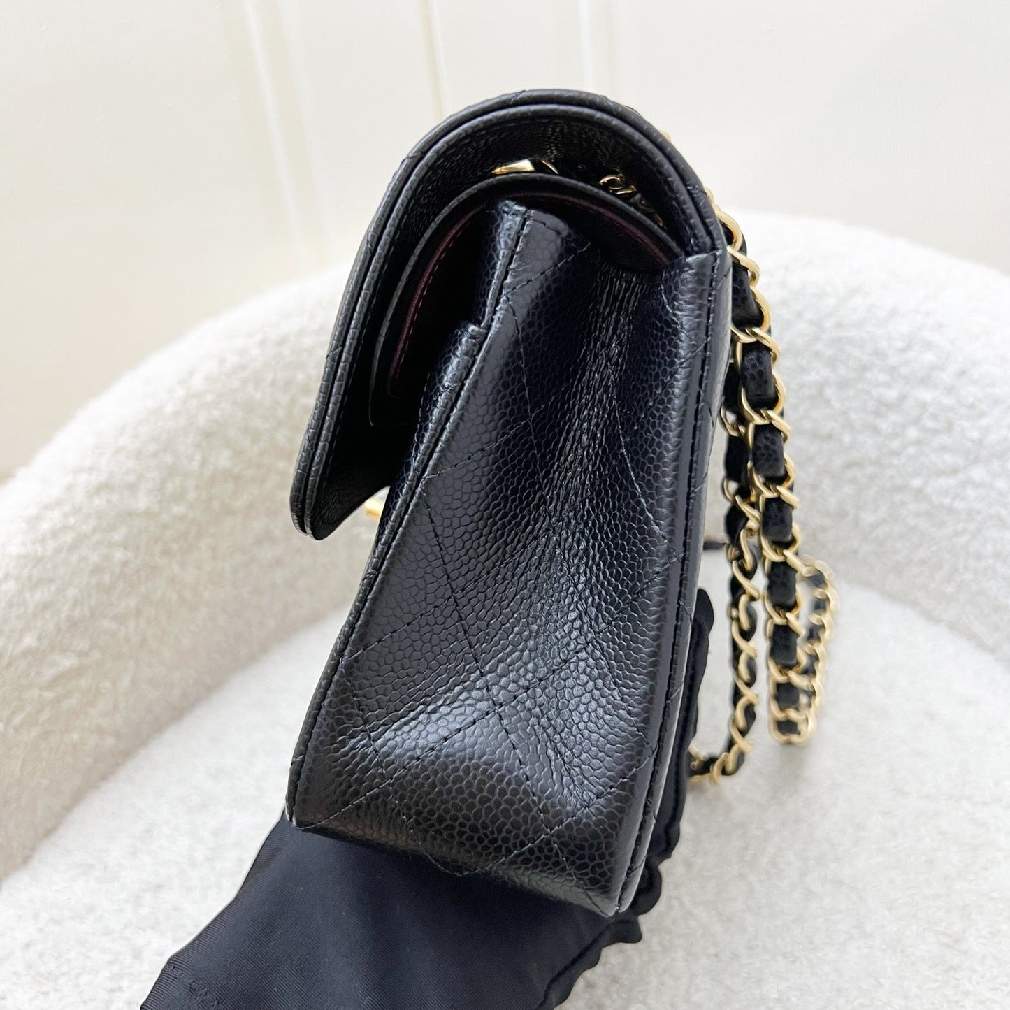 [Brand New - Full Set - May 2022] Chanel Small Classic Flap CF in Black Caviar and GHW (Model: A01113)