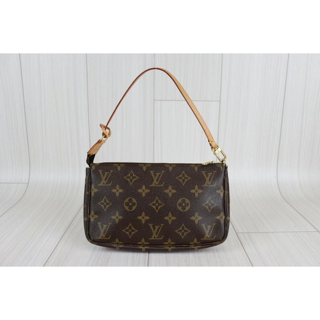 Rank A ｜ LV Monogram Pochette Accessoires ｜22101701