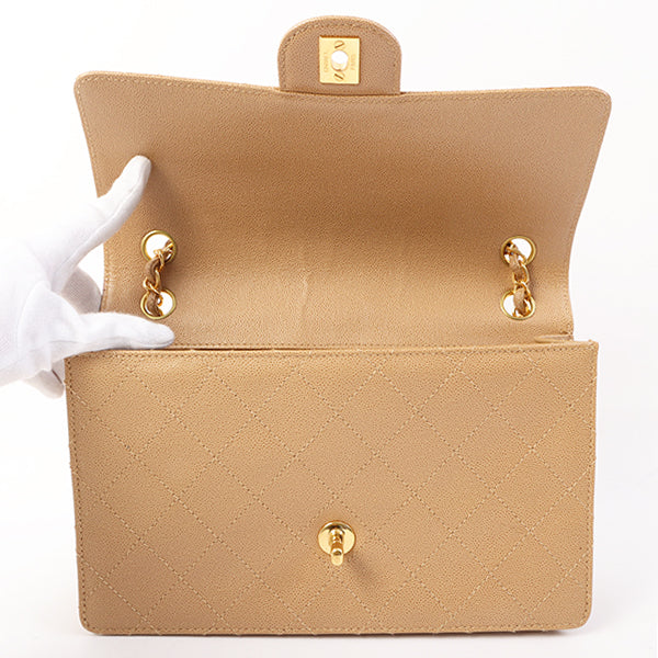 Chanel Around 1998 Made Caviar Skin Turn-Lock Shoulder Bag Beige