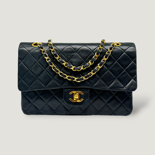 CHANEL CLASSIC MEDIUM BAG
