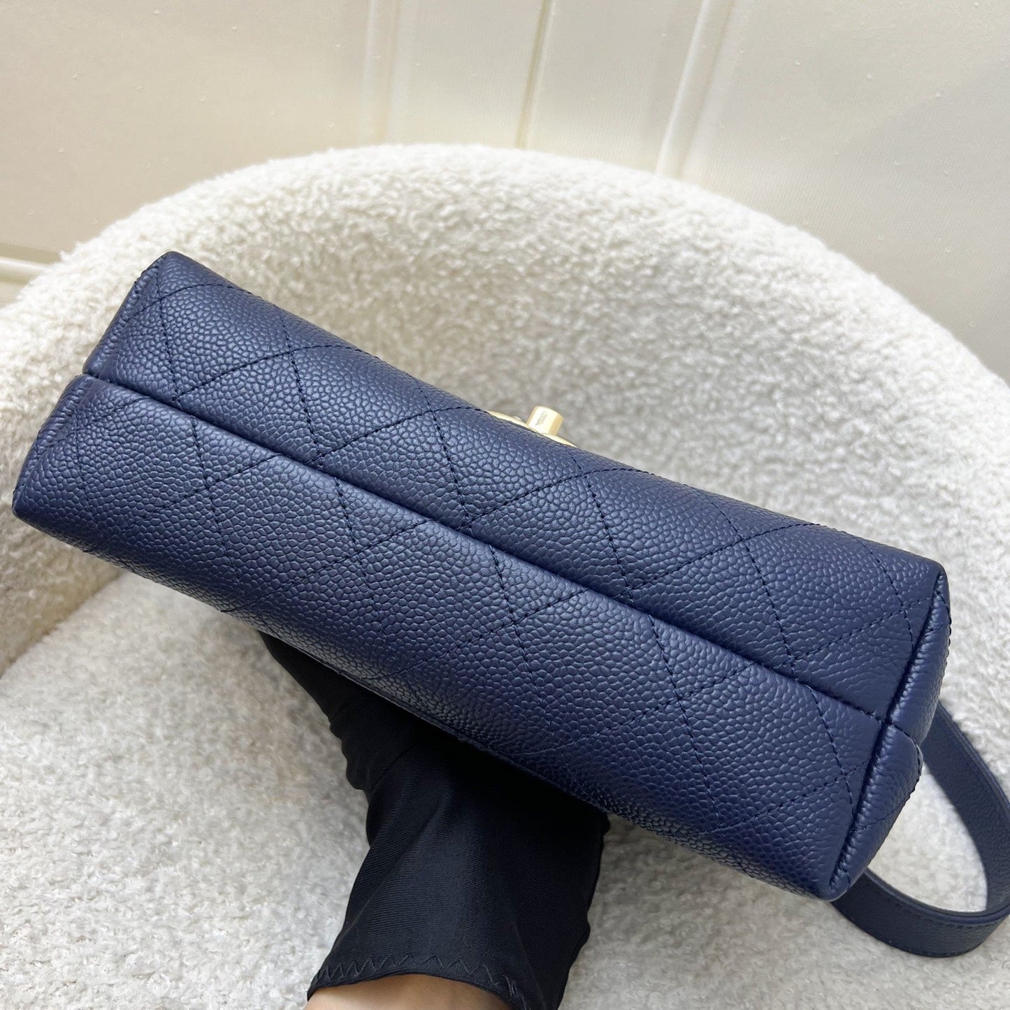 Chanel City Walk Flap in Navy Caviar and LGHW (Model: AS1574)