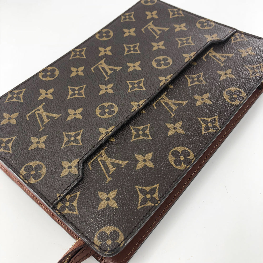 Louis-Vuitton Vintage Monogram Pochette Homme