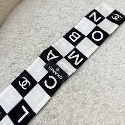 Chanel CC Logo Bandeau in Black and White 100% Silk (Model: AA8768)