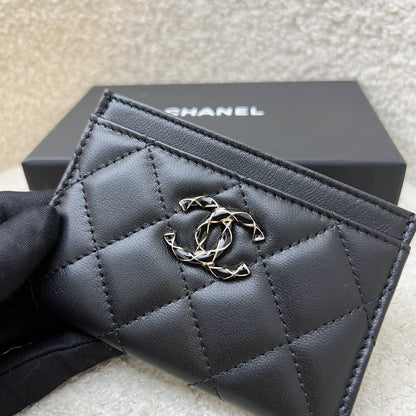 Chanel Seasonal Flat Card Holder in Black Lambskin (Model: AP3627)