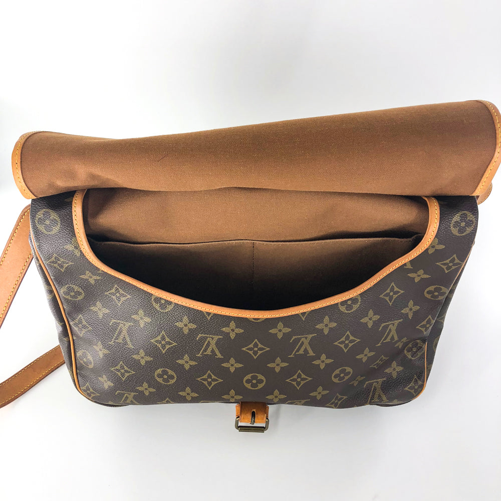 Louis-Vuitton Vintage Monogram Saumur 35 Shoulder Bag