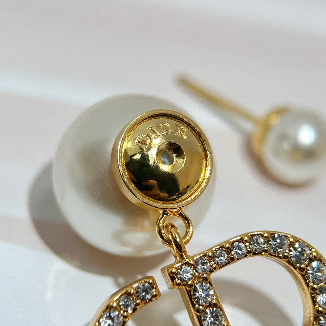 JW862 CD Earrings