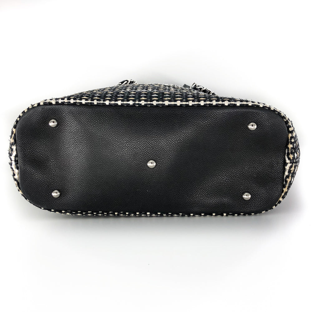18 Series Tweed Top Handle