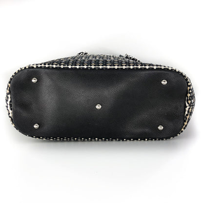 18 Series Tweed Top Handle