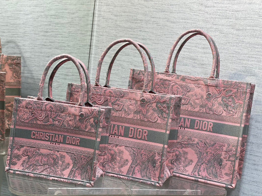 DR289 Small/Medium/Large Dior Book Tote / HIGHEST QUALITY VERSION