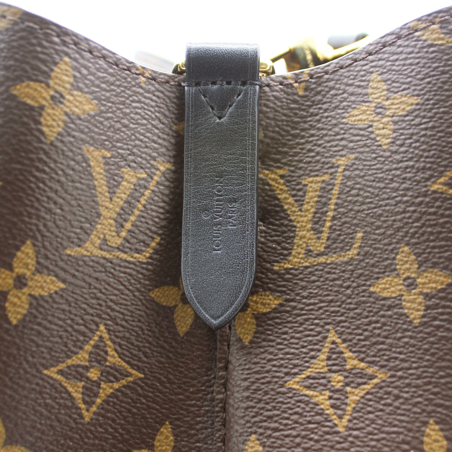 Louis-vuitton NéoNoé Monogram Shoulder Bag Black