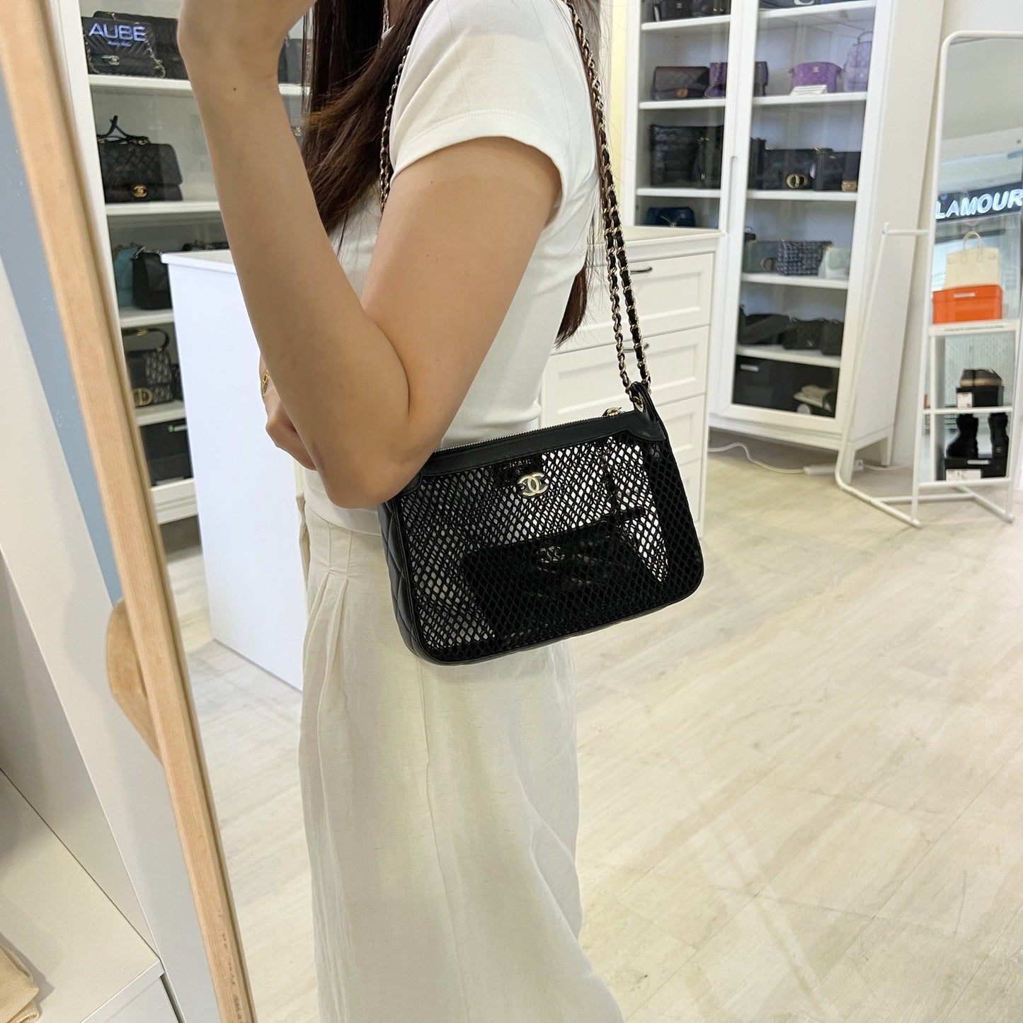 Chanel 25S Clutch on Chain in Black Mesh and LGHW (Model: AP4572)