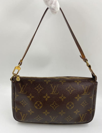 Louis Vuitton Vintage Pochette