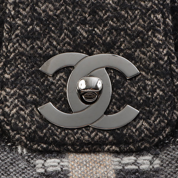 Chanel Around 2006 Made Tweed Cc Mark Plate Chain Shoulder Bag Black/Multi