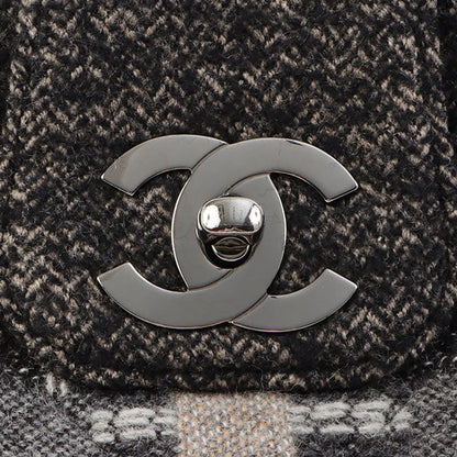 Chanel Around 2006 Made Tweed Cc Mark Plate Chain Shoulder Bag Black/Multi