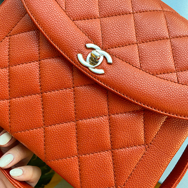 Chanel Around 1998 Made Caviar Skin Turn-Lock Shoulder Bag Orange/Silver