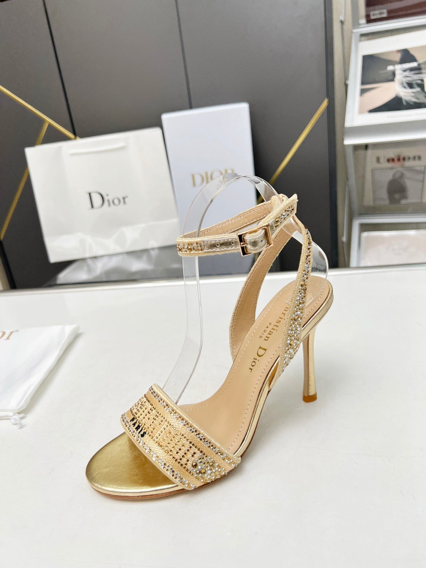 SE1107 DR Dway Heeled Sandal /  Size5-10