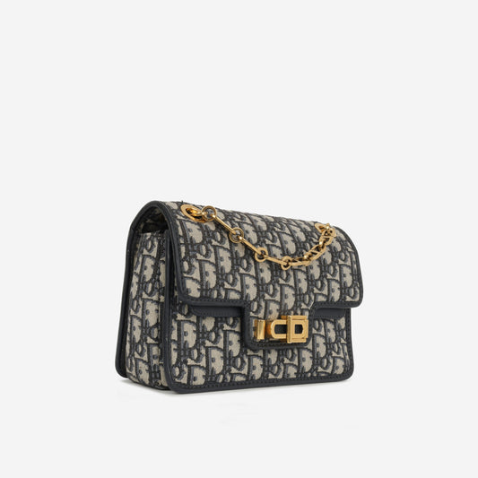 Miss Dioraddict