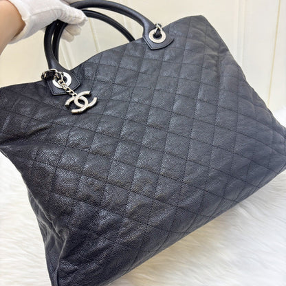 Chanel Seasonal Large Tote with CC Logo Charm in Black Caviar and SHW (Model: A68454)