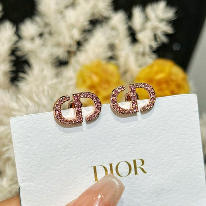 JW829 Petit CD Stud Earrings