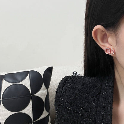 JW829 Petit CD Stud Earrings
