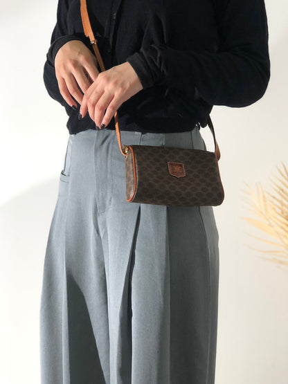 CELINE  Crossbody Small Shoulder bag Brown vintage Old Celine ty6g48