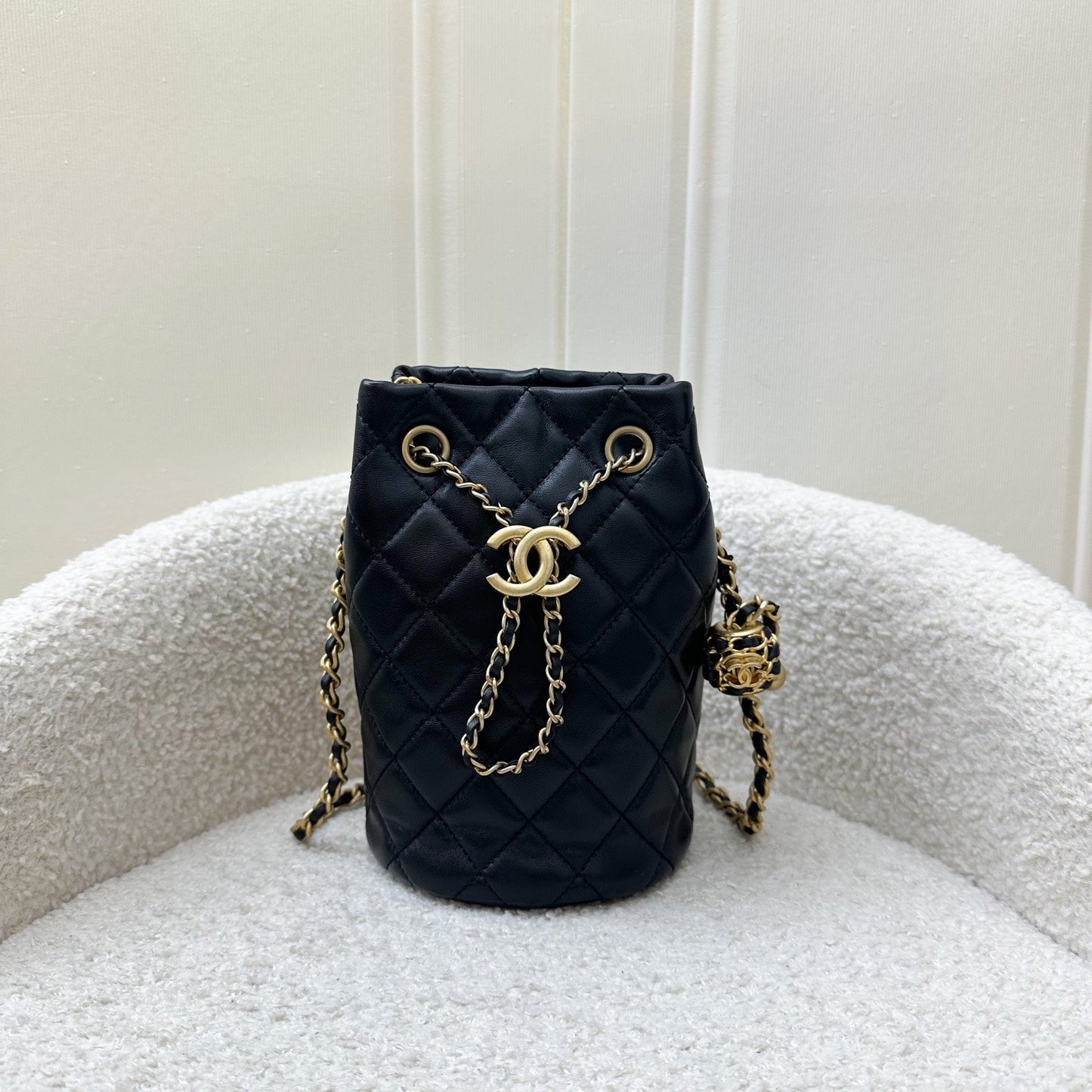 Chanel New Pearl Crush Bucket Bag in 22S Black Lambskin AGHW