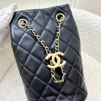 Chanel New Pearl Crush Bucket Bag in 22S Black Lambskin AGHW