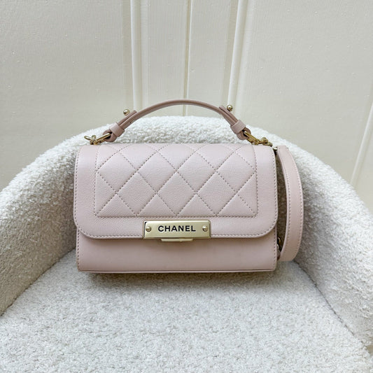 Chanel 17C Click Label Shoulder Bag in Light Pink Calfskin and LGHW
