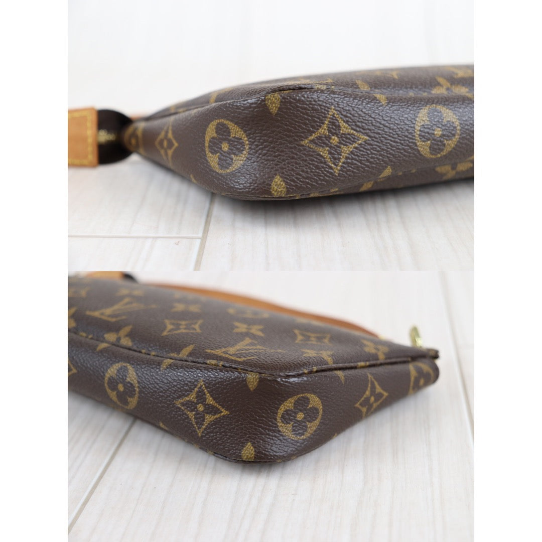 Rank AB ｜ LV Monogram Pochette Accessoires ｜22101304