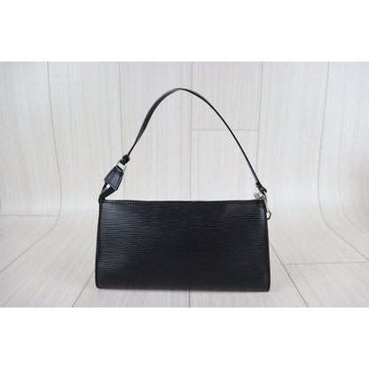 Rank A ｜LV Epi Pochette Accessoir Handbag ｜22101305