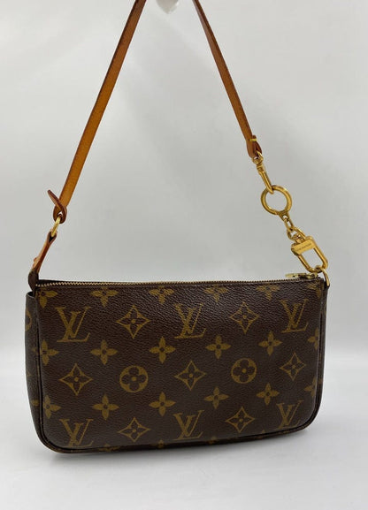 Louis Vuitton Vintage Pochette