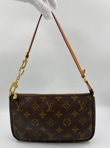 Louis Vuitton Vintage Pochette