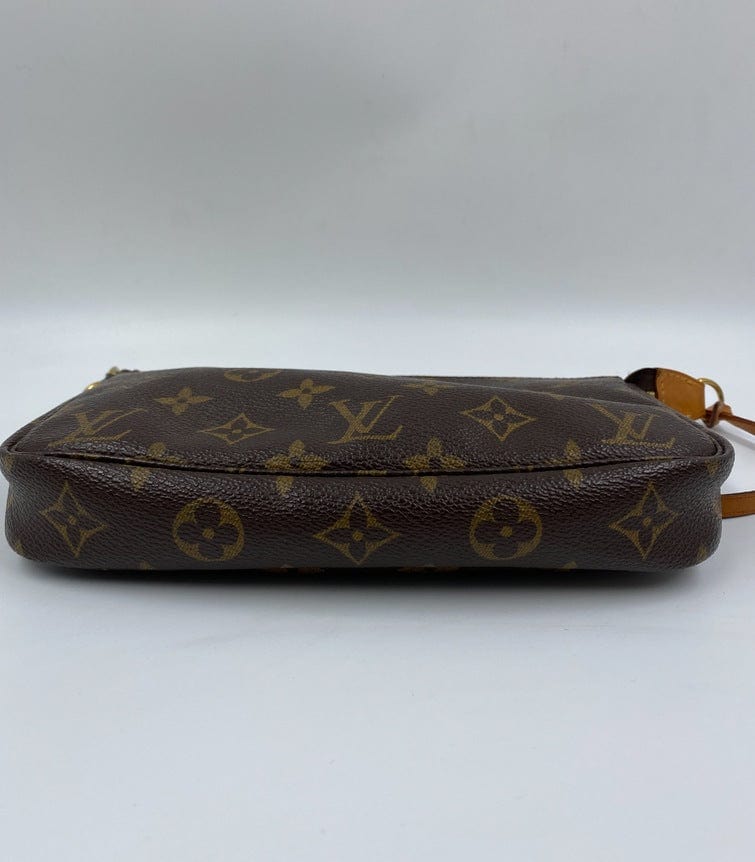 Louis Vuitton Vintage Pochette