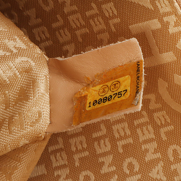 Chanel Around 2006 Made Caviar Skin Chocolate Bar Cut-Out Logo Plate Shoulder Bag Smoky Beige
