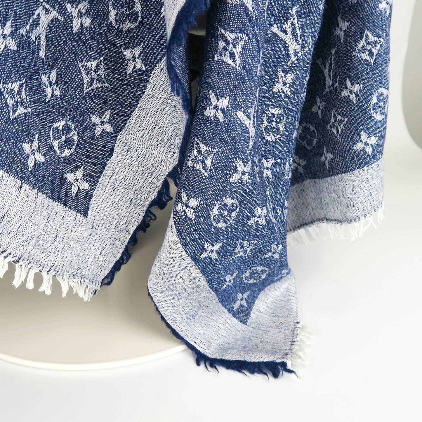 Louis-Vuitton Monogram Shawl in Blue Denim