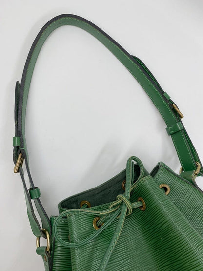 Louis Vuitton Noé Bag - Green