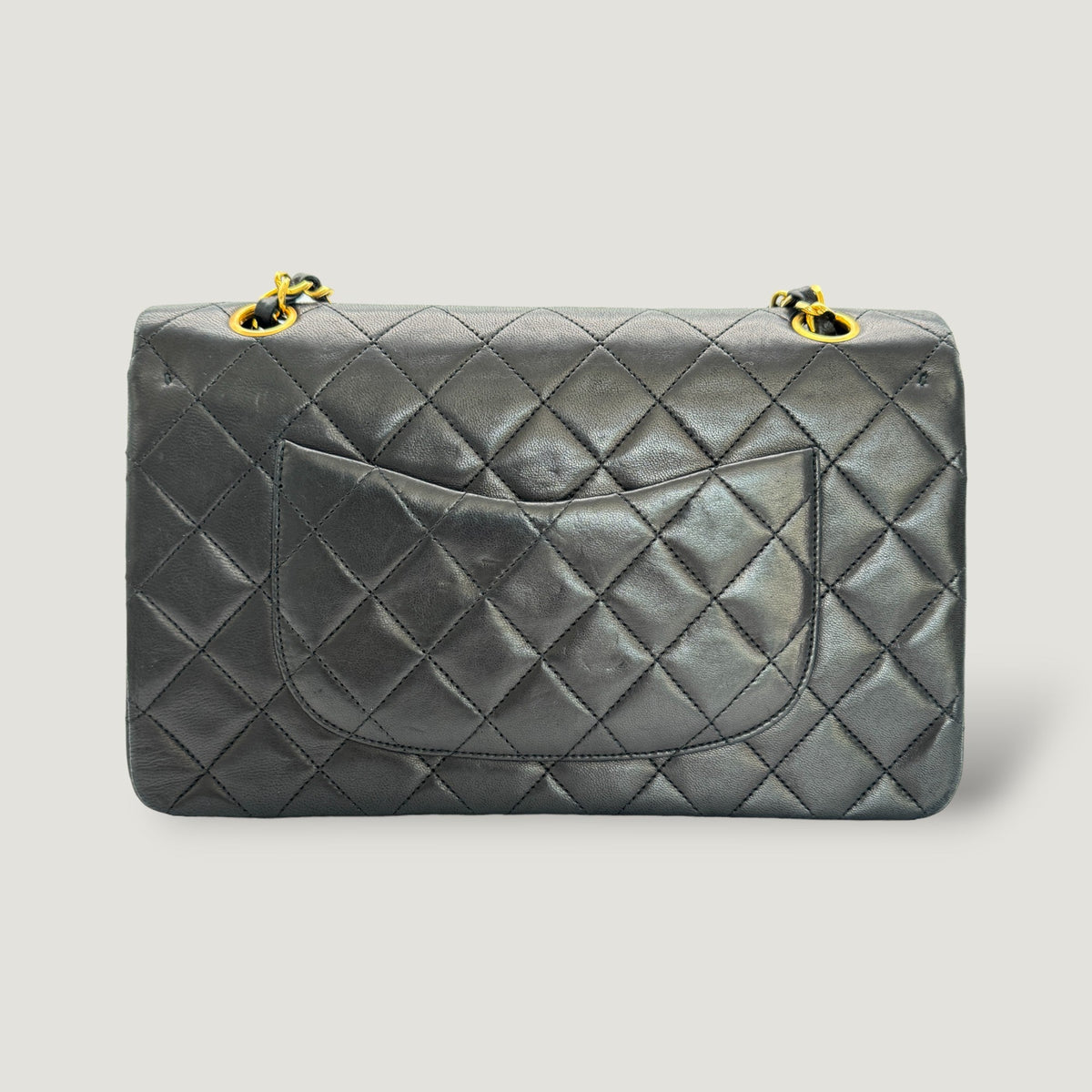 CHANEL CLASSIC MEDIUM BAG