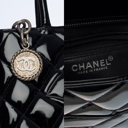 CHANEL Beautiful Cabas Medallion bag in black patent leather, SHW