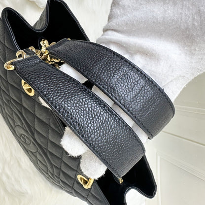 Chanel Grand Shopping Tote GST in Black Caviar and GHW