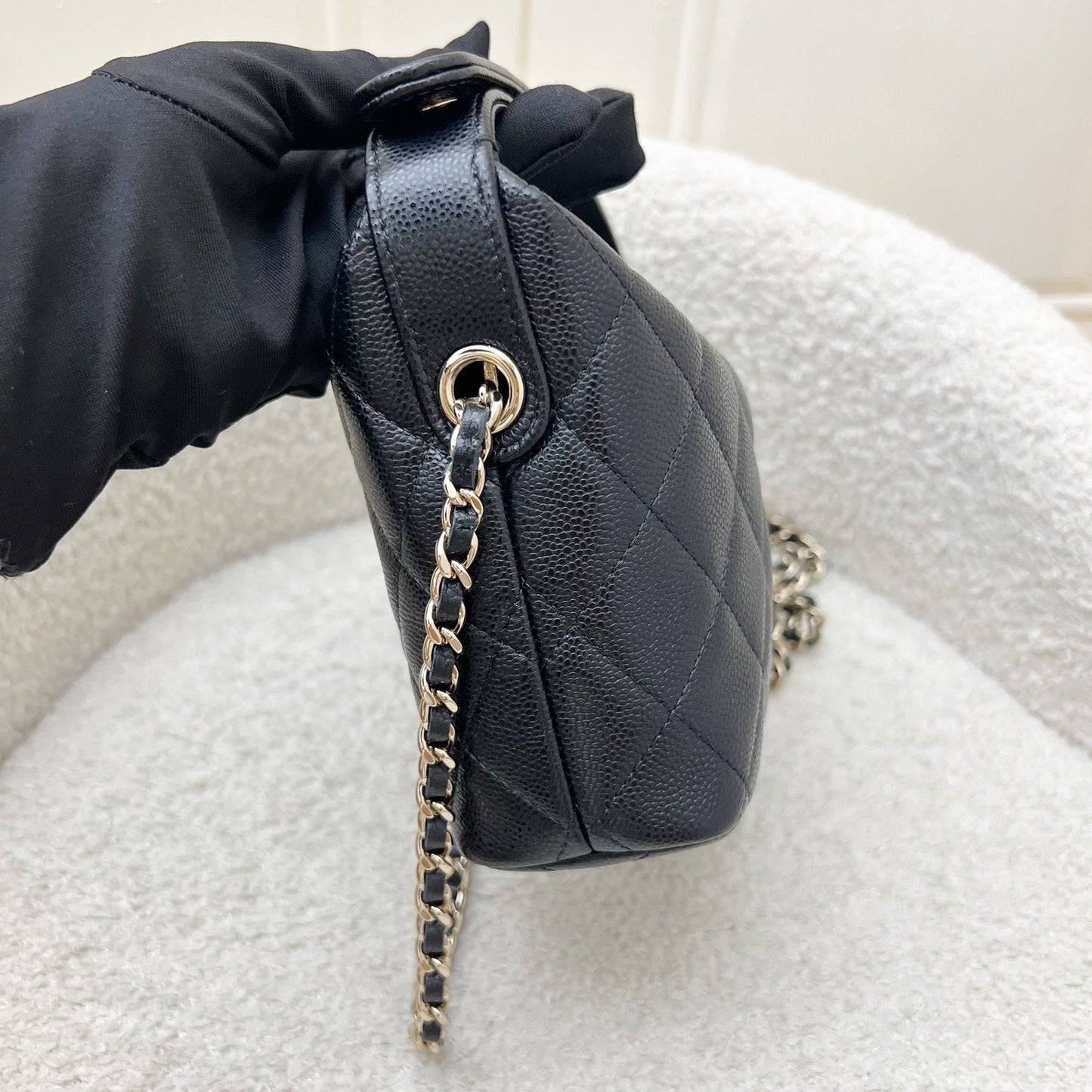 Chanel Classic Quilted Hobo Clutch on Chain in Black Caviar and LGHW (Model: AP4386)