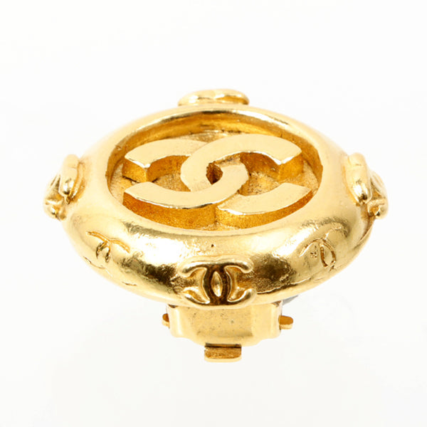 Chanel Round 4 Cc Mark Earrings