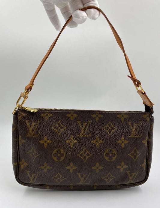 Louis Vuitton Vintage Pochette