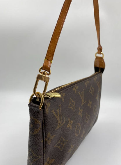 Louis Vuitton Vintage Pochette